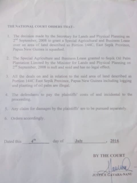 Minister Maru assists landowners to stop illegal logging and palm oil developer