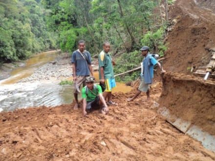 Ol papa graun imas rausim SABL: Gary Juffa